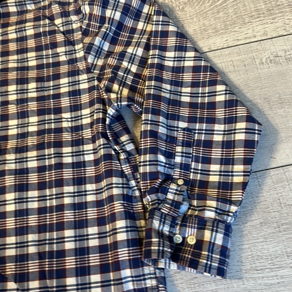 IZOD Plaid Long Sleeve Shirt - Picture 3 of 7